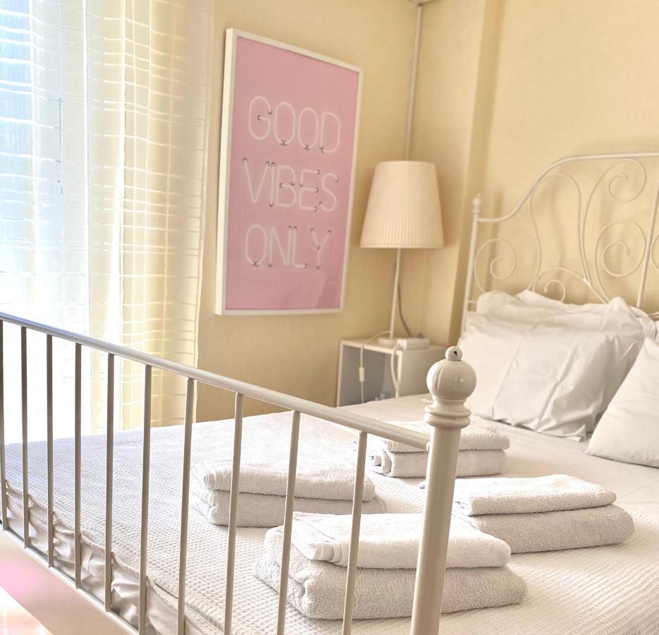 Seaside Comfy Apartment/ Palaio Faliro Athens Ngoại thất bức ảnh