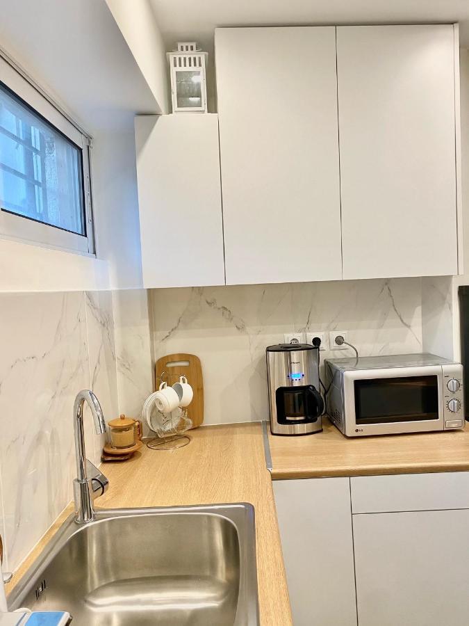 Seaside Comfy Apartment/ Palaio Faliro Athens Ngoại thất bức ảnh
