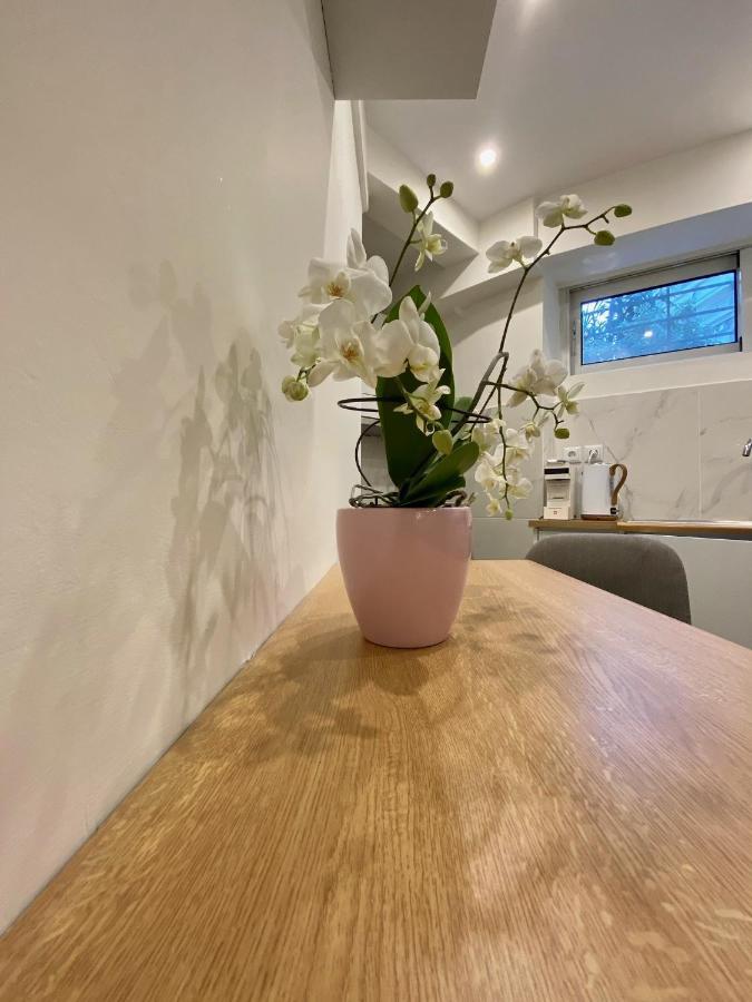 Seaside Comfy Apartment/ Palaio Faliro Athens Ngoại thất bức ảnh