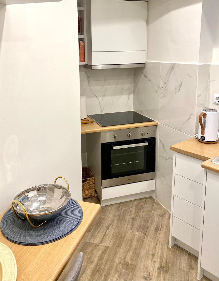 Seaside Comfy Apartment/ Palaio Faliro Athens Ngoại thất bức ảnh